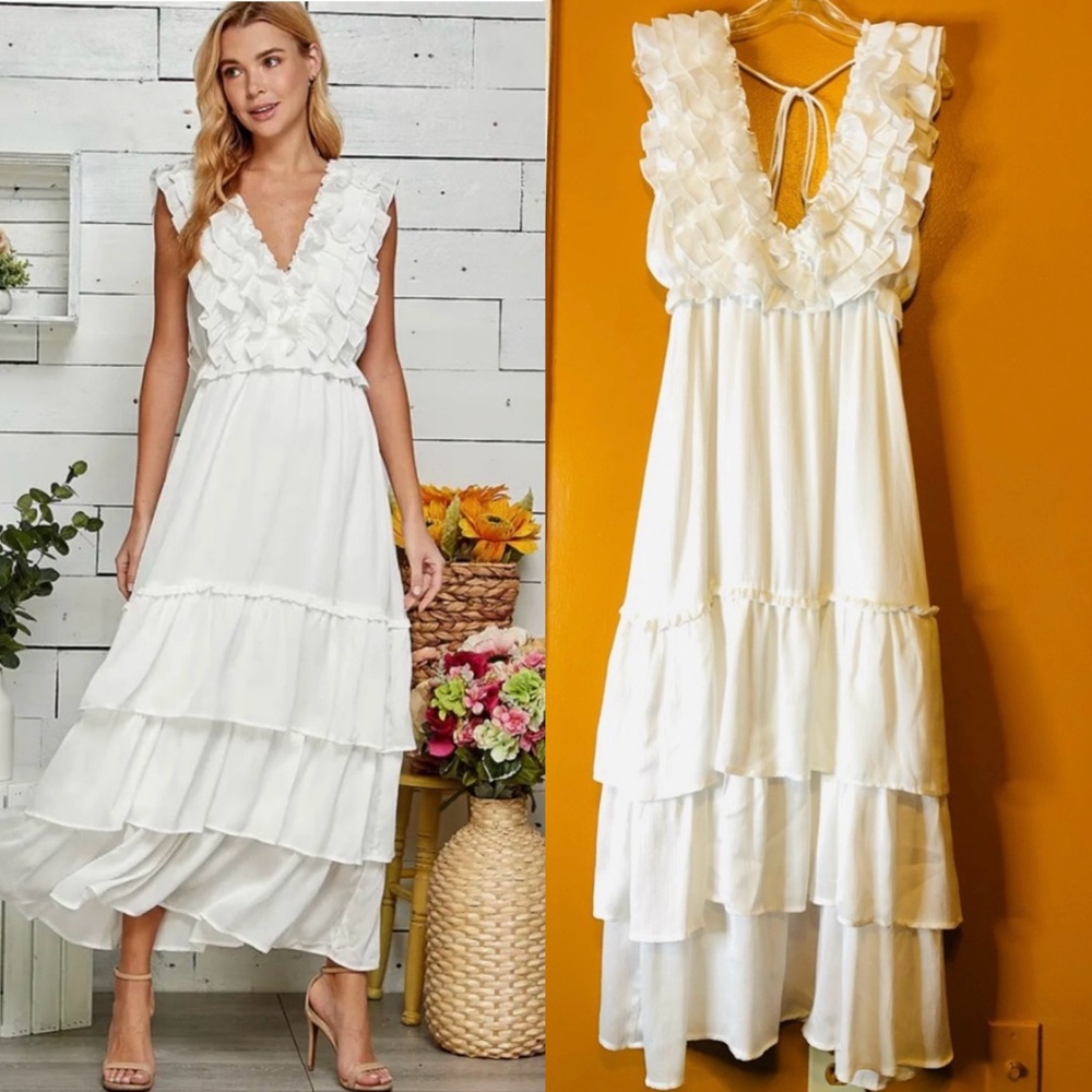 NWOT Sweet lemon White Layered/Tiered V-Neck Dress. Size S